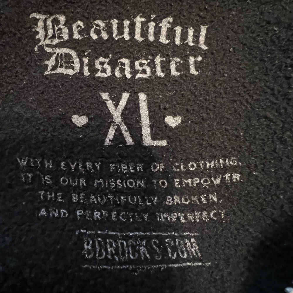 Beautiful Disaster Statement Hoodie What Doesn’t Kill You XL OBSOLETE & RARE‼️ - Picture 2 of 15